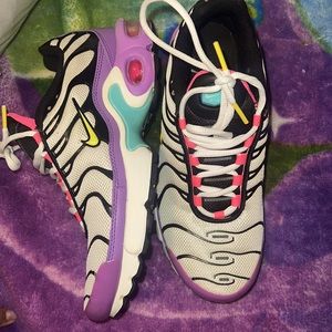 ( size 6.5 ) ( EUR 39 ) some scratches but still look brand new